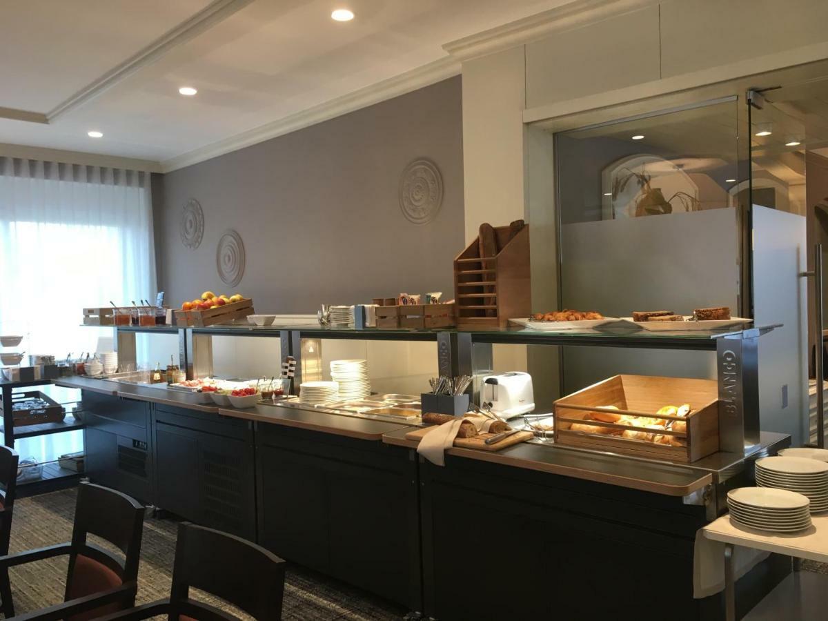 Avia Hotel 레겐스부르크 외부 사진