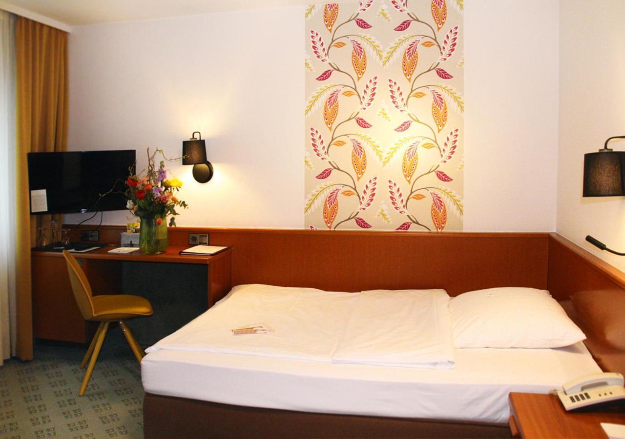 Avia Hotel 레겐스부르크 외부 사진